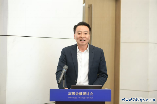 中国农业银行上海市分行党委书记、行长 韩国强致辞